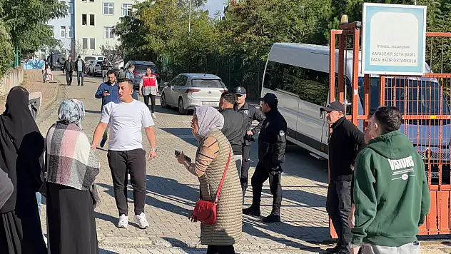 Ortaokulda dehşet! Kız öğrenci 6 öğrenciyi bıçakladı