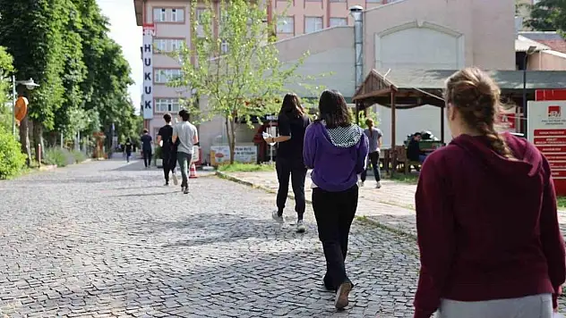 ÖSYM hafta sonu dört sınav düzenleyecek
