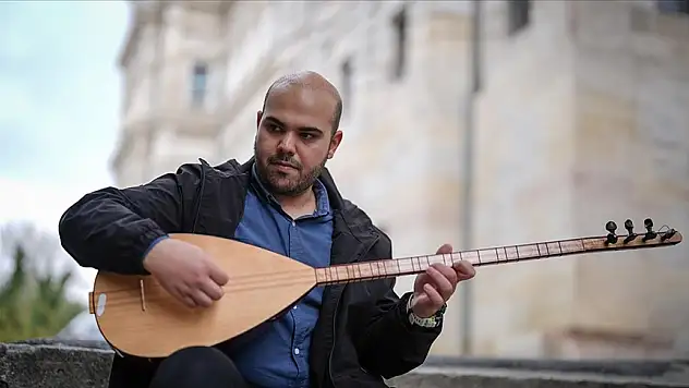 Otizmli müzik dehası lisenin ardından konservatuvar engelini de aştı
