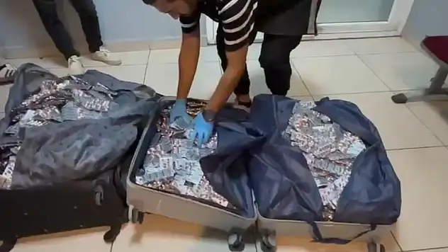 Otogardaki valizlerden kıyafet değil zehir çıktı!