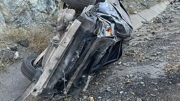 Otomobil Feci Şekilde Takla Attı! 3 Yaralı