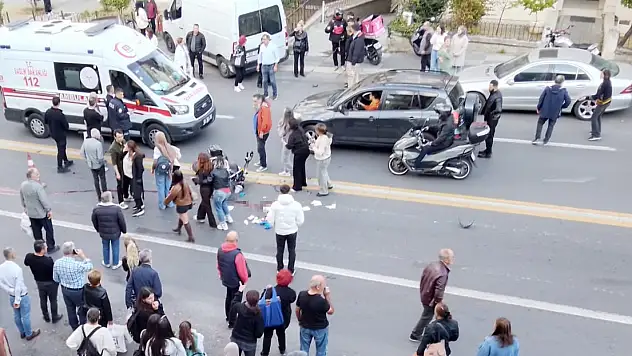 Otomobil ile çarpışan motosiklet sürücüsü hayatını kaybetti