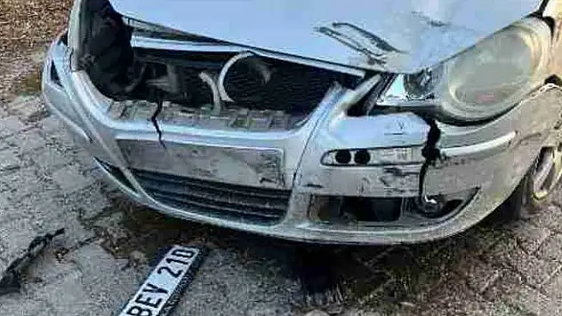 Otomobil ile SUV tipi araç çarpıştı: 1 yaralı
