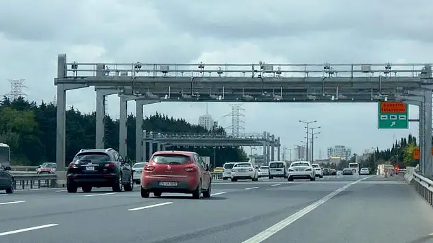 Otoyol ücretini ödemeyen araç sahipleri sınır kapılarından geçemeyecek