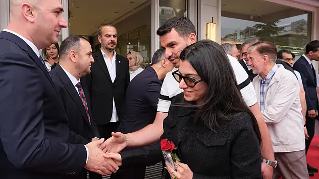 Özboyacı Altın'dan Meram'da Görkemli Açılış