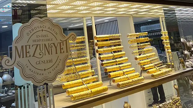 Özboyacı Altın'da Mezuniyet Hediyesi Günleri Başladı