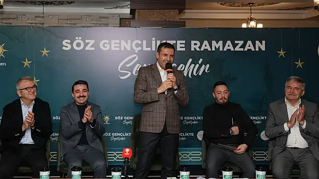 Özgökçen, Konyalı gençlerle Ramazan programında buluştu