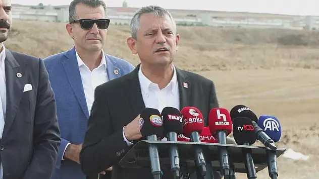 Özgür Özel, Ekrem İmamoğlu'nu ziyaret etti