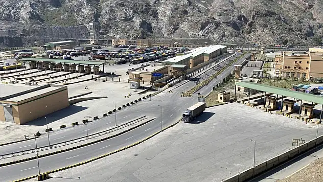 Pakistan-Afganistan çatışmasında geçici ateşkes