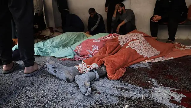 Papa: Gazze Şeridi'ndeki durum giderek daha endişe ve acı verici hal alıyor
