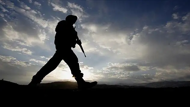 Pençe-Kilit operasyonu bölgesinde bir asker şehit oldu