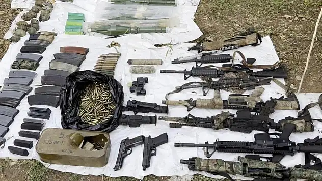 Pençe-Kilit Operasyonu bölgesinde çok sayıda silah ve mühimmat ele geçirildi