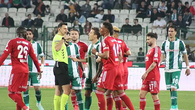 PFDK cezaları açıkladı! Konyaspor'a kart bloke ve yüklü para cezası! Melih Bostan'a kötü haber