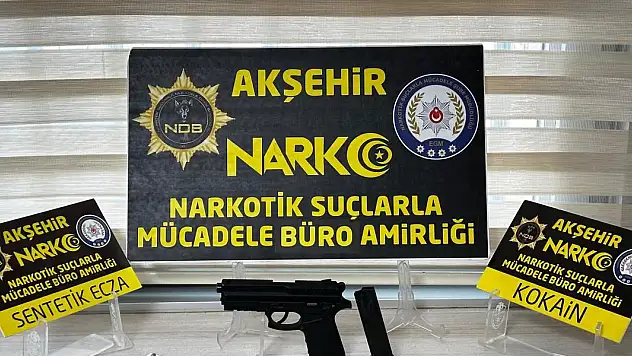 Polis uygulamada uyuşturucu ve silah ele geçirdi