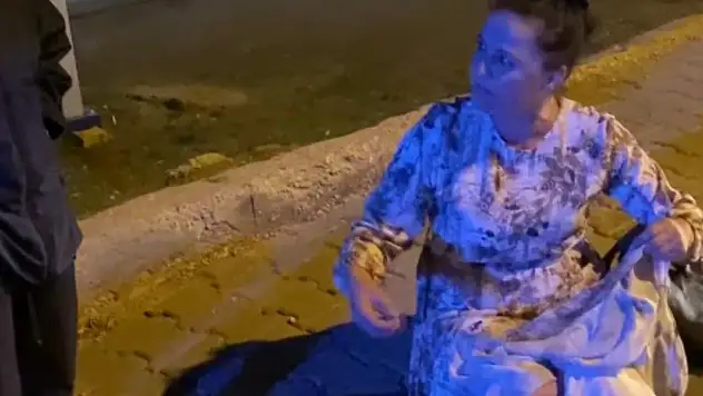 Polisin karayolundaki anne ve kızı ile imtihanı