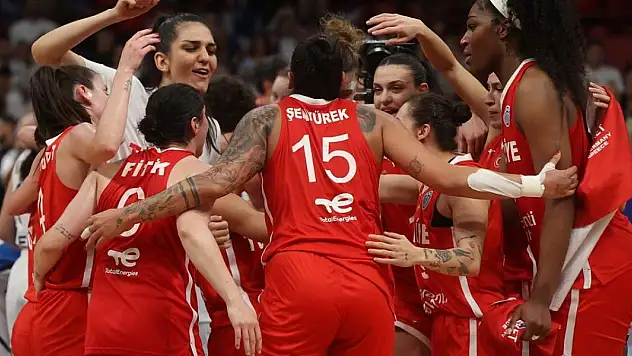 Potanın Perileri Çeyrek Finalde