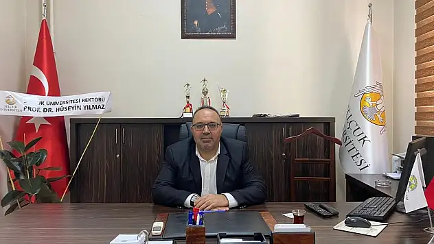 Prof. Dr. Bünyamin Ayhan SÜ Turizm Fakültesi'nin Yeni Dekanı Oldu