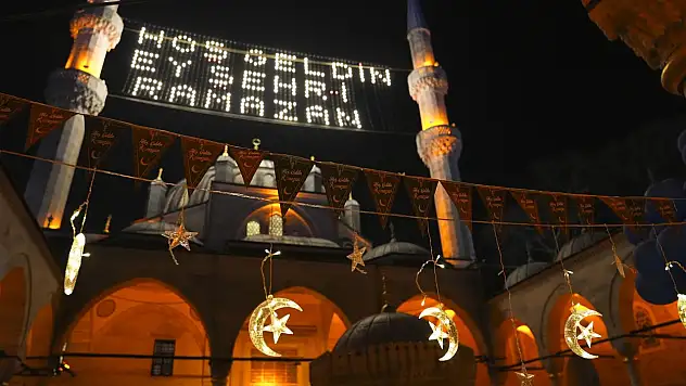 Ramazan ayının iki kez başlayacağı 2030'da 36 gün oruç tutulacak