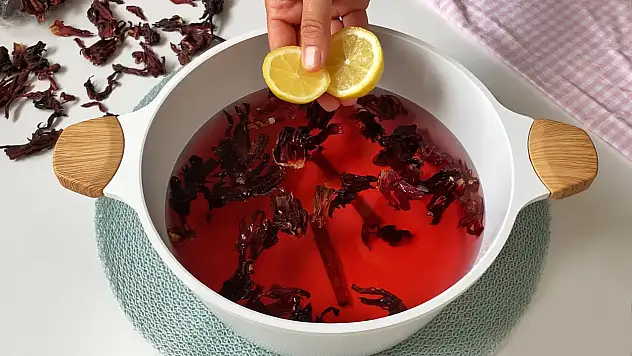 Ramazan'da doğru sıvı tüketimi nasıl olmalı? Susuzluğu bitiren 5 doğal tarif!