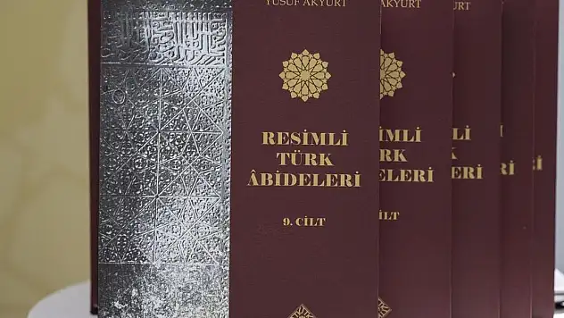 Resimli Türk Abideleri eseri tanıtıldı