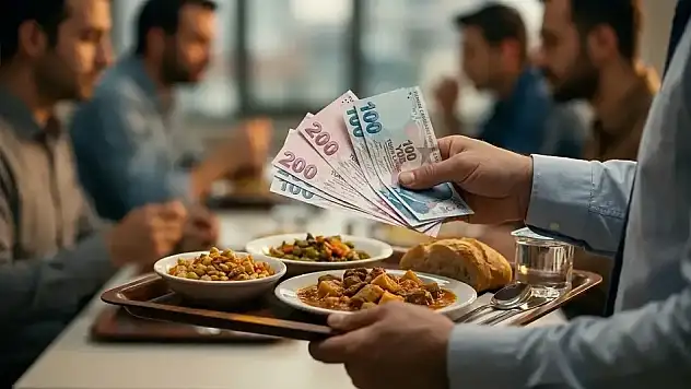 Resmen yürürlüğe girdi: Patronun verdiği yemek sigorta priminden düşecek!