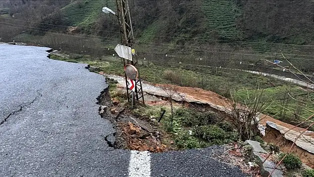 Rize'de yağışın ardından heyelan oluştu