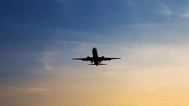Rusya'da askeri nakliye uçağı düştü