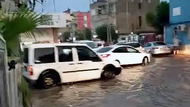 Sağanak hayatı olumsuz etkiledi