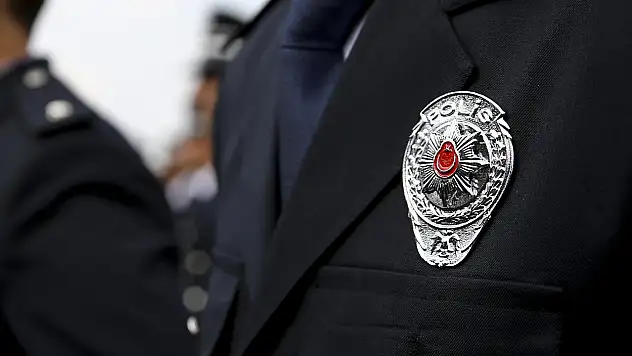 Sağlık gerekçesiyle meslekten çıkarılan polisler genel idare hizmetleri sınıfına atanacak