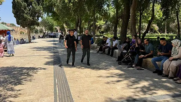 Şanlıurfa'da termometreler 48 dereceyi gösterdi