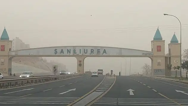 Şanlıurfa'da toza bulandı