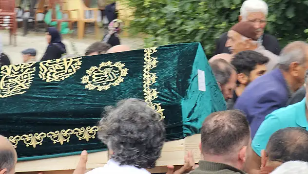 Şef Eren Kaşıkçı, Tokat'ta son yolculuğuna uğurlandı