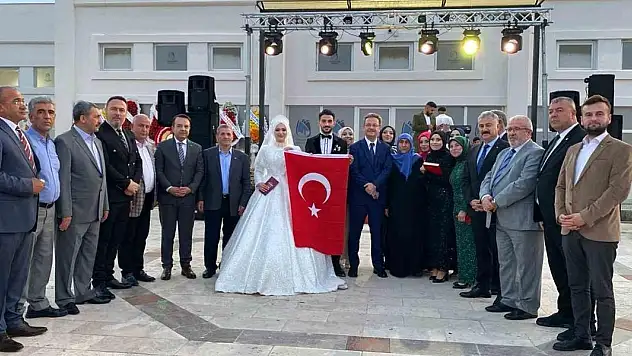 Şehit Enes Budak'ın ikiz kardeşi dünya evine girdi