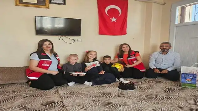 Şehit oğluna yürekleri ısıtan sürpriz