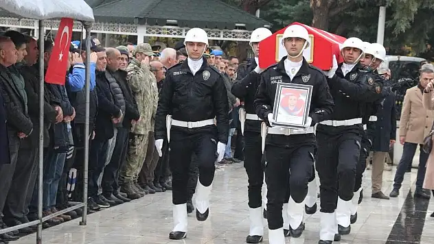 Şehit polis memuru Lütfü Beykoz son yolculuğuna uğurlandı