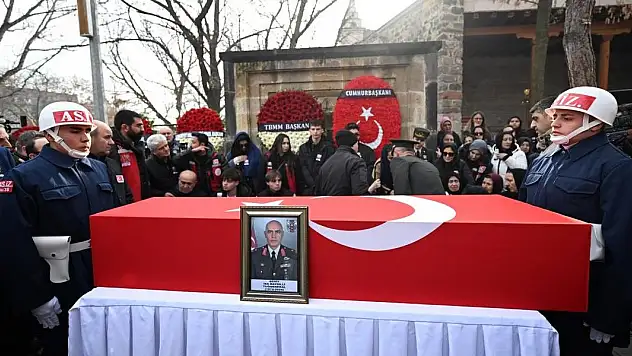 Şehit Tuğgeneral İsa Baydilli, Kayseri'de son yolculuğuna uğurlandı