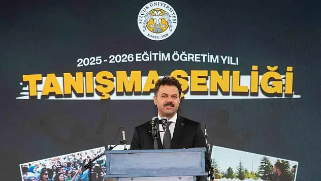 Selçuk Üniversitesi'nde Gençlik Rüzgarı: Tanışma Şenliği Başladı!