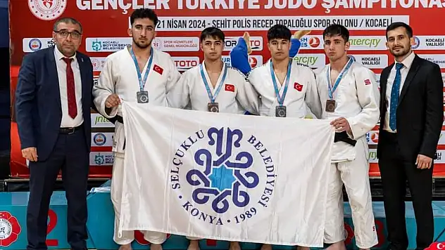 Selçuklu Belediyespor Güreş ve Judo Branşlarında Kürsüde!