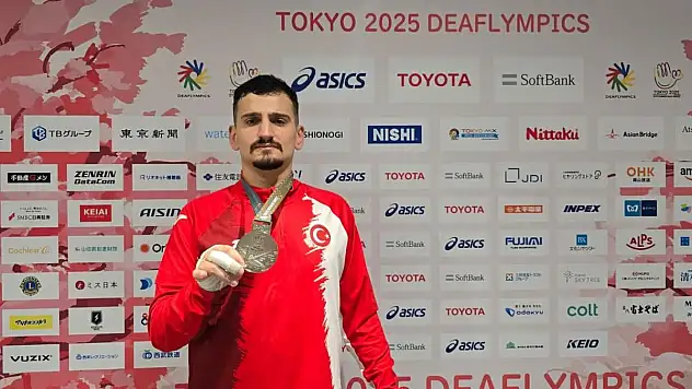 Selçuklu Belediyesporlu Batuhan'dan Tokyo'da gümüş madalya