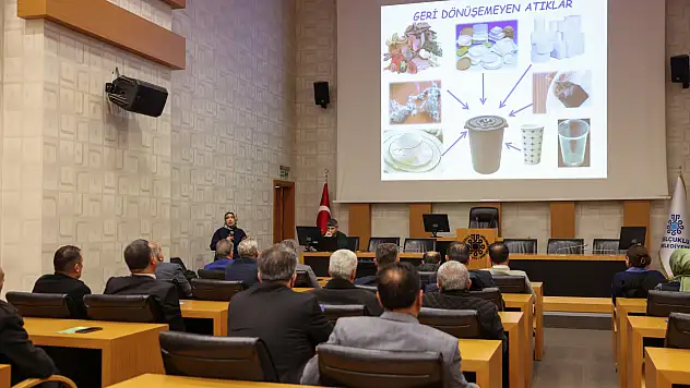 Selçuklu'da çevre dostu muhtarlar yarışıyor: Atıklar geleceğe dönüşüyor!