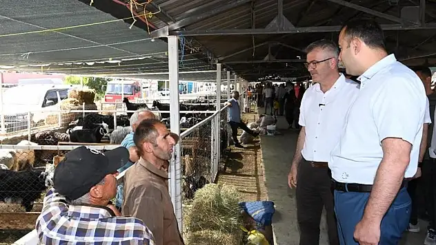 Seydişehir'de belediyeye ait canlı hayvan pazarı açıldı