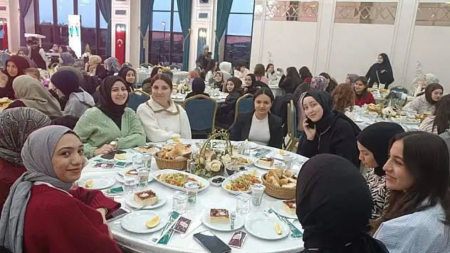 Seydişehir'de iyilik iftarı yapıldı