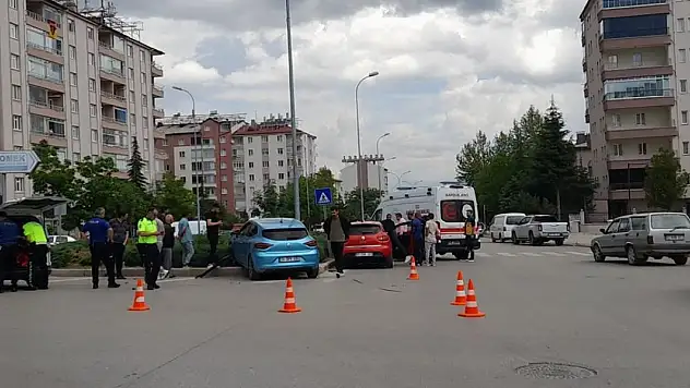 Seydişehir'de trafik kazasında 2 kişi yaralandı