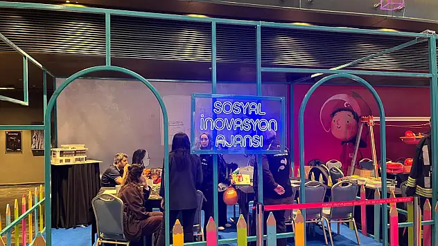SİA, Konya Çocuk Kitap Günleri'nde minik okurlarla bir araya geldi