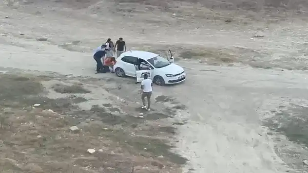 Silahlı saldırıda vurulmuş kurgusuyla yapılan evlilik teklifi, polis merkezinde sona erdi