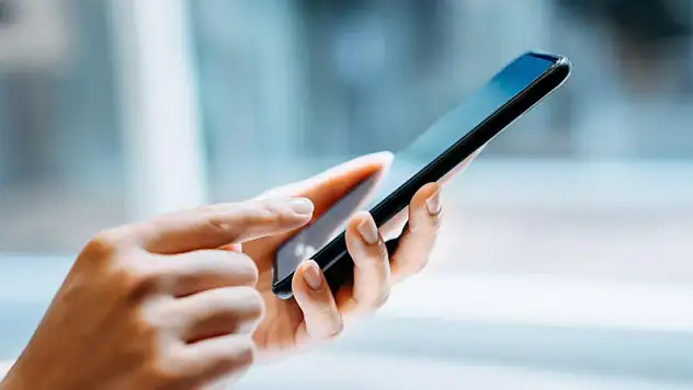 Sınıflarda cep telefonu kullanımı yasaklanıyor!