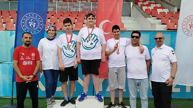 SOBE'nin Atletizm Takımından Tarihi Başarı: 33 Madalya