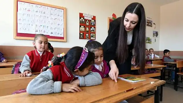 Son 22 yılda 836 bin 351 öğretmen atandı
