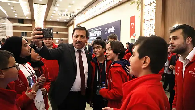 Son başvuru 27 Mart! Karatay'ın dev robot festivali başlıyor