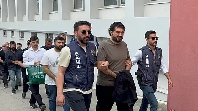 Son dakika: Rasim Ozan Kütahyalı tutuklandı! Rasim Ozan Kütahyalı kimdir, neden tutuklandı?